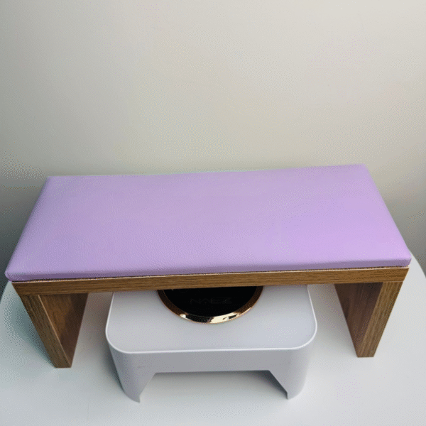 Apoya manos violeta pastel