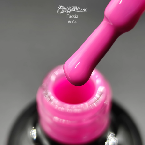 Esmalte semipermanente 064 - Fucsia - Angela Bresciano