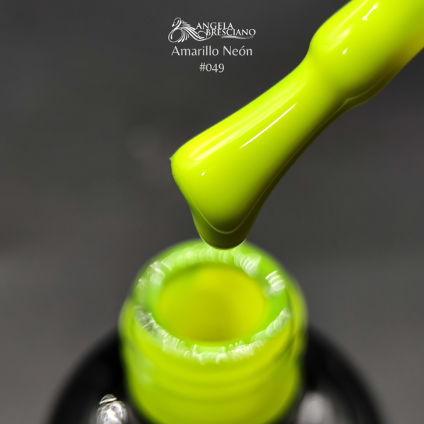 Esmalte semipermanente 049 Amarillo Neón - Angela Bresciano