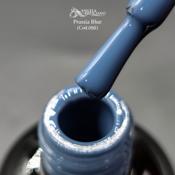 Esmalte semipermanente 096 Prussia Blue - Angela Bresciano