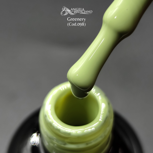 Esmalte semipermanente 098 Greenery - Angela Bresciano