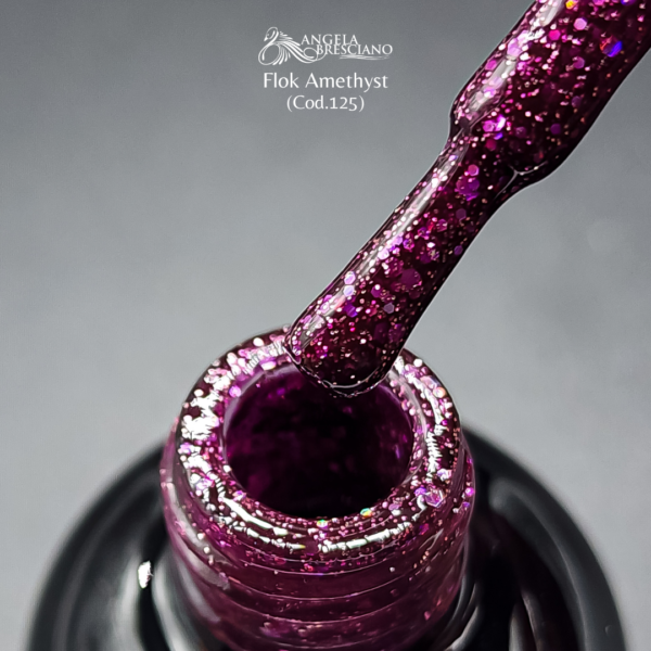 Esmalte semipermanente 125 - Flok amethyst - Angela Bresciano