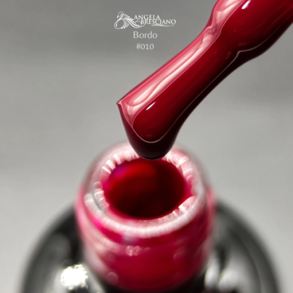 Esmalte semipermanente 010 Bordo - Angela Bresciano